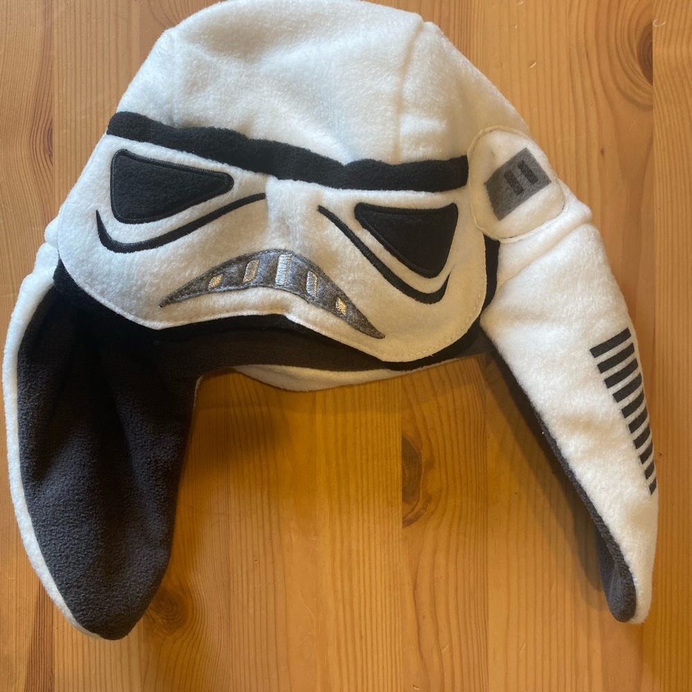 NWOT Gap kids Star Wars Stormtrooper Fleece Hat